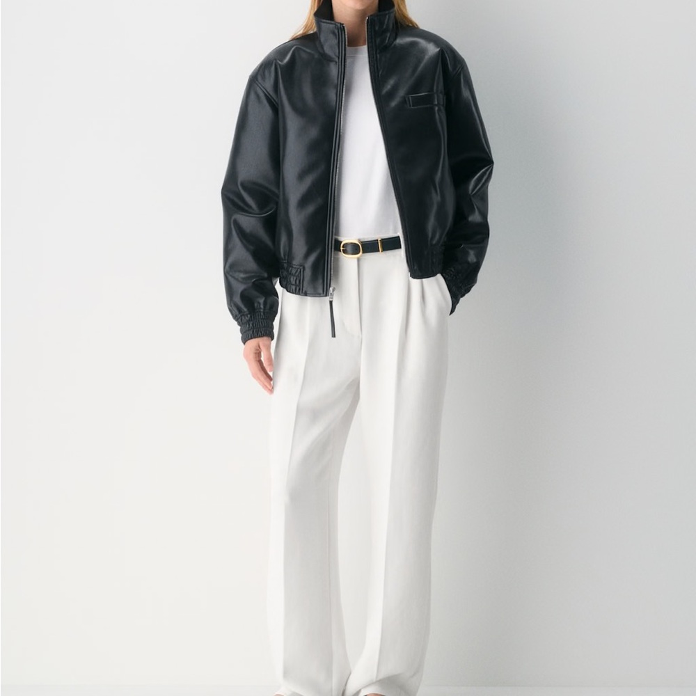Aritzia Effortless Pants Light Birch Size 00